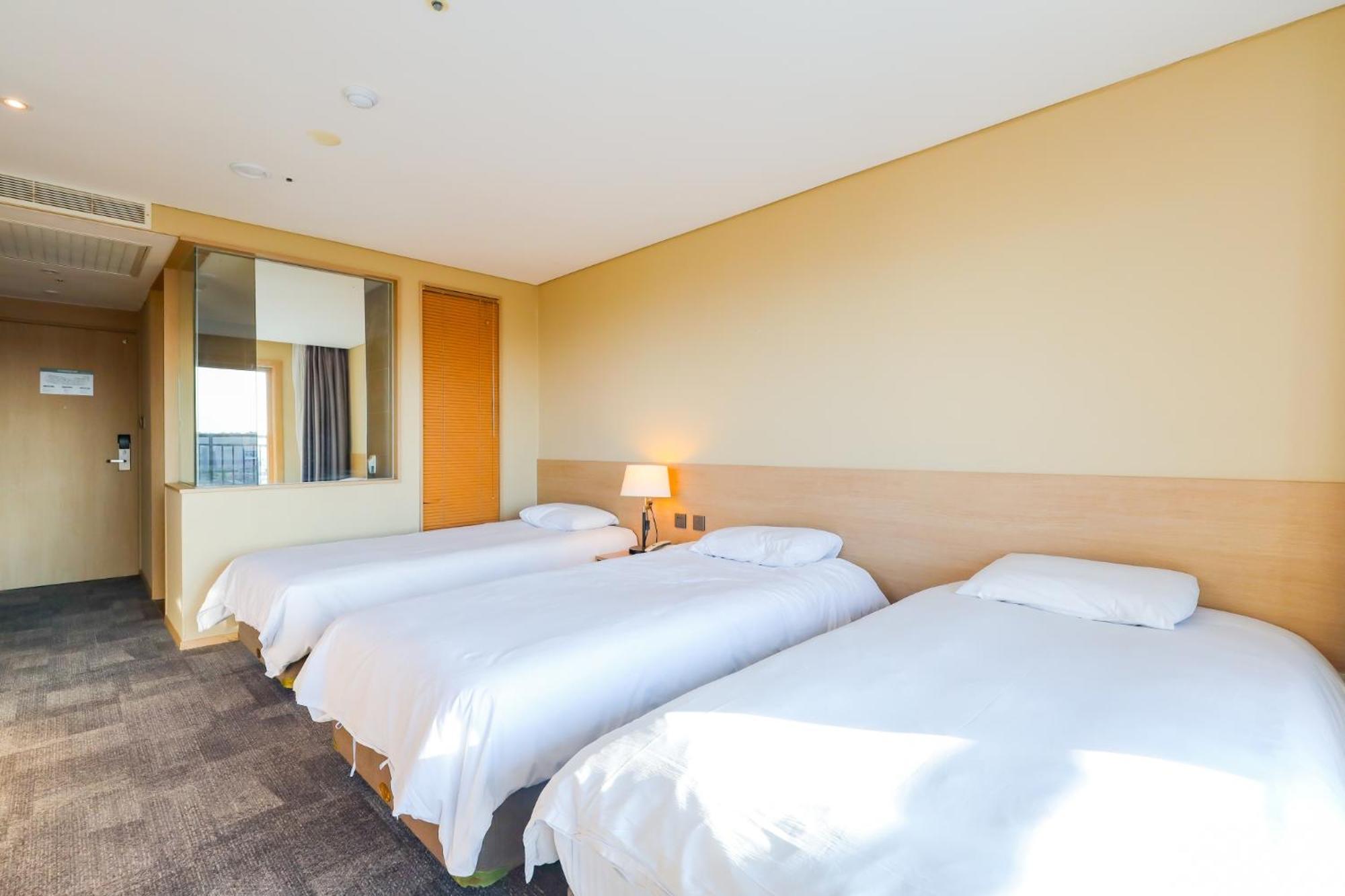 From H The Best Hotel Jeju Seongsan Seogwipo Exterior foto