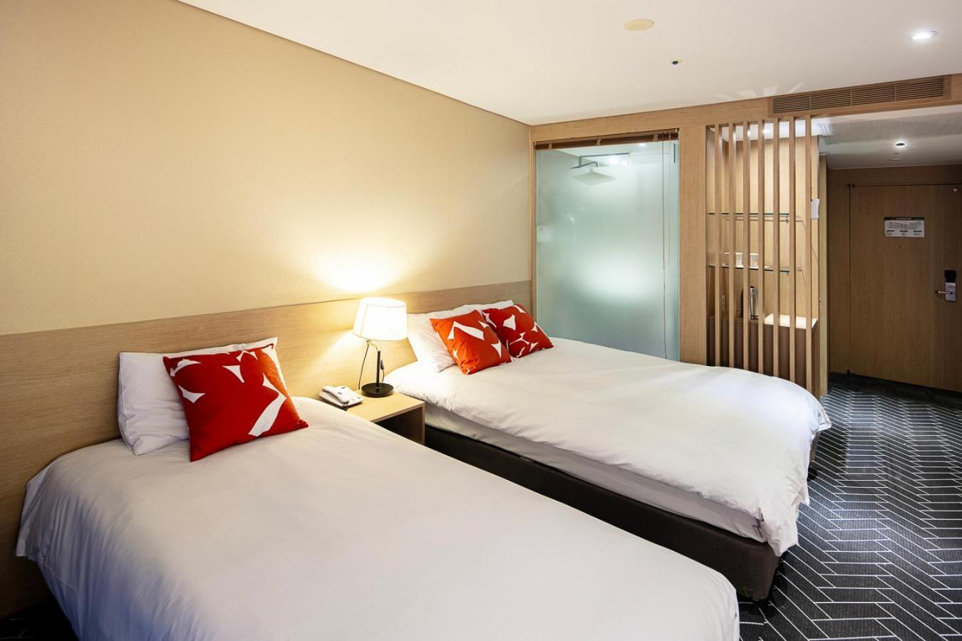 From H The Best Hotel Jeju Seongsan Seogwipo Exterior foto