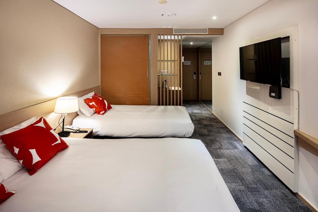 From H The Best Hotel Jeju Seongsan Seogwipo Exterior foto